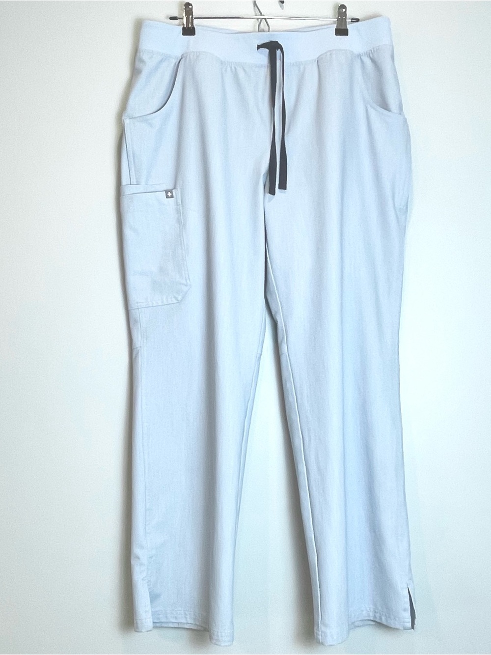 FIGS Women's Light Blue Straight Leg Poly Waistband Scrub Pants Size X-Large